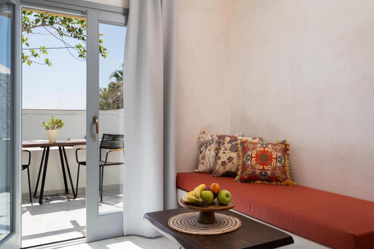 Thousand Stars Suites&Rooms Kamari  Luaran gambar
