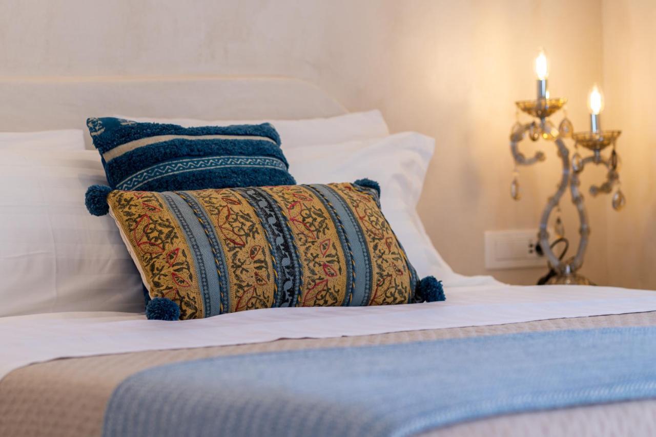Thousand Stars Suites&Rooms Kamari  Luaran gambar