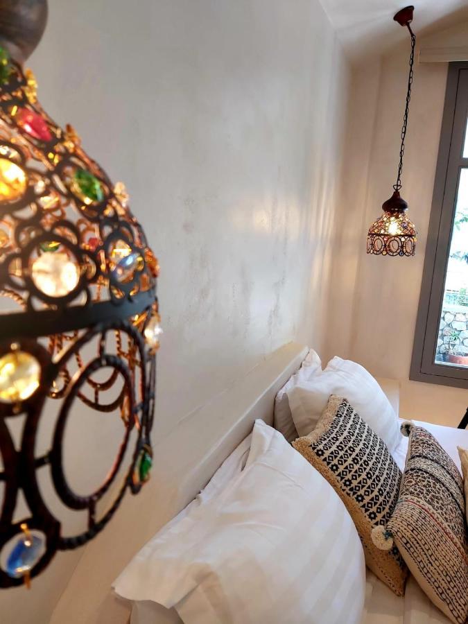 Thousand Stars Suites&Rooms Kamari  Luaran gambar